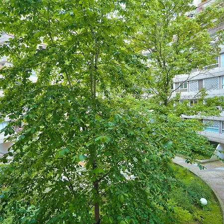 3 - Terrasse Vue Jardin * Paris